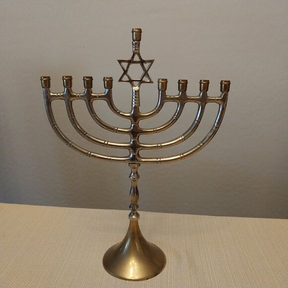 Vintage Solid Brass Hanukkiah Menorah - Picture 4 of 8